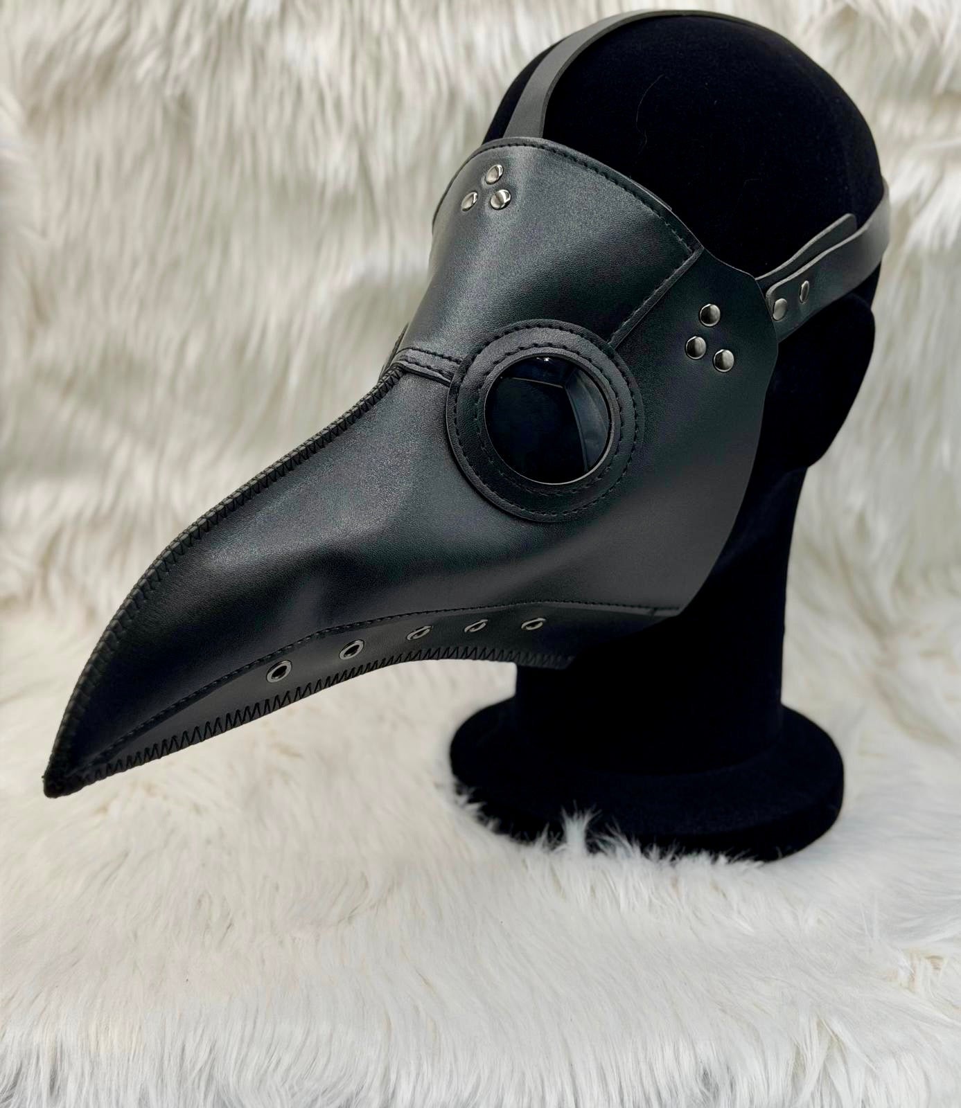Masque de médecin de la Peste noire – Cuir écologique