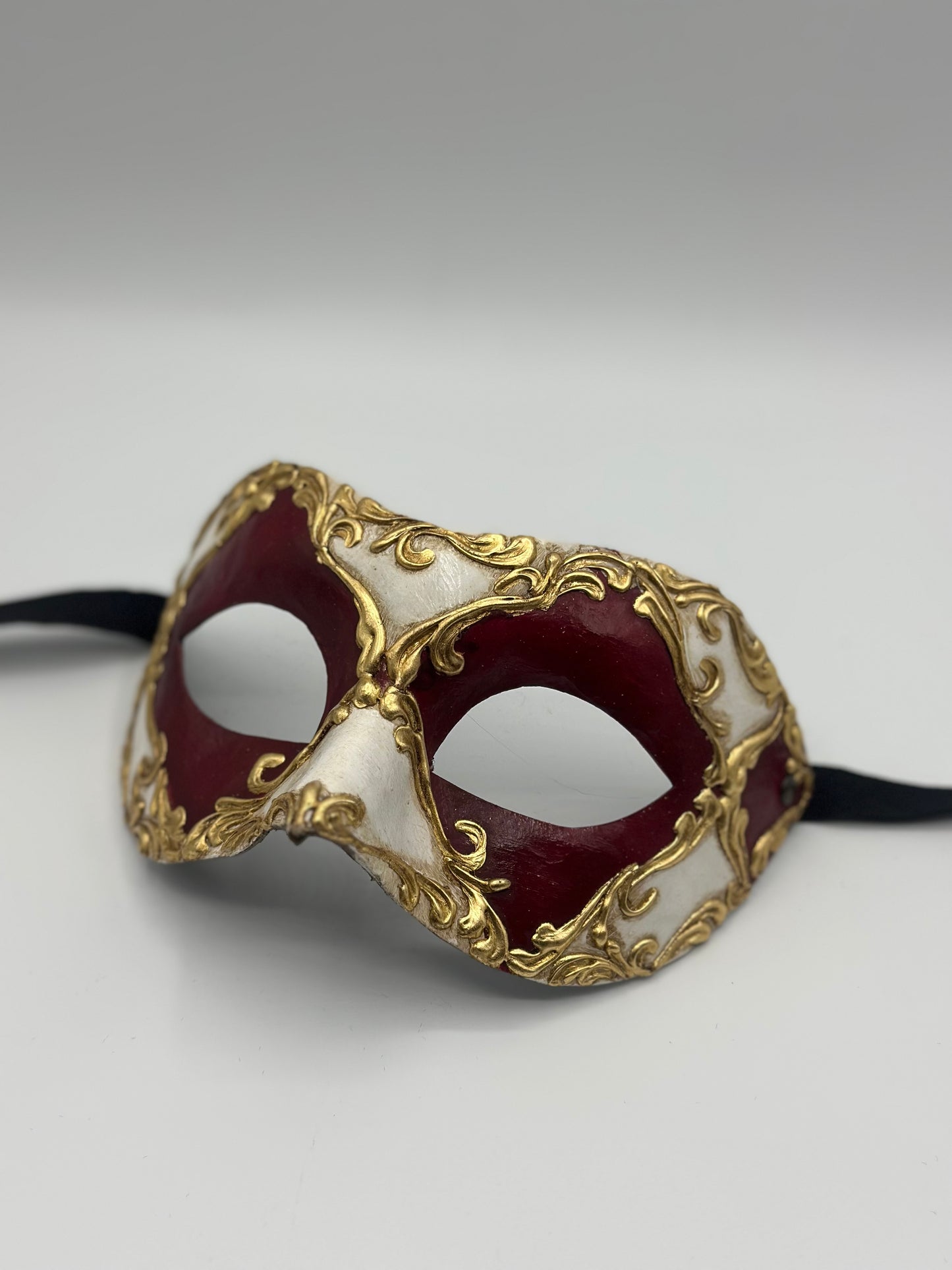 Venetian Mask Baroque Red Gold