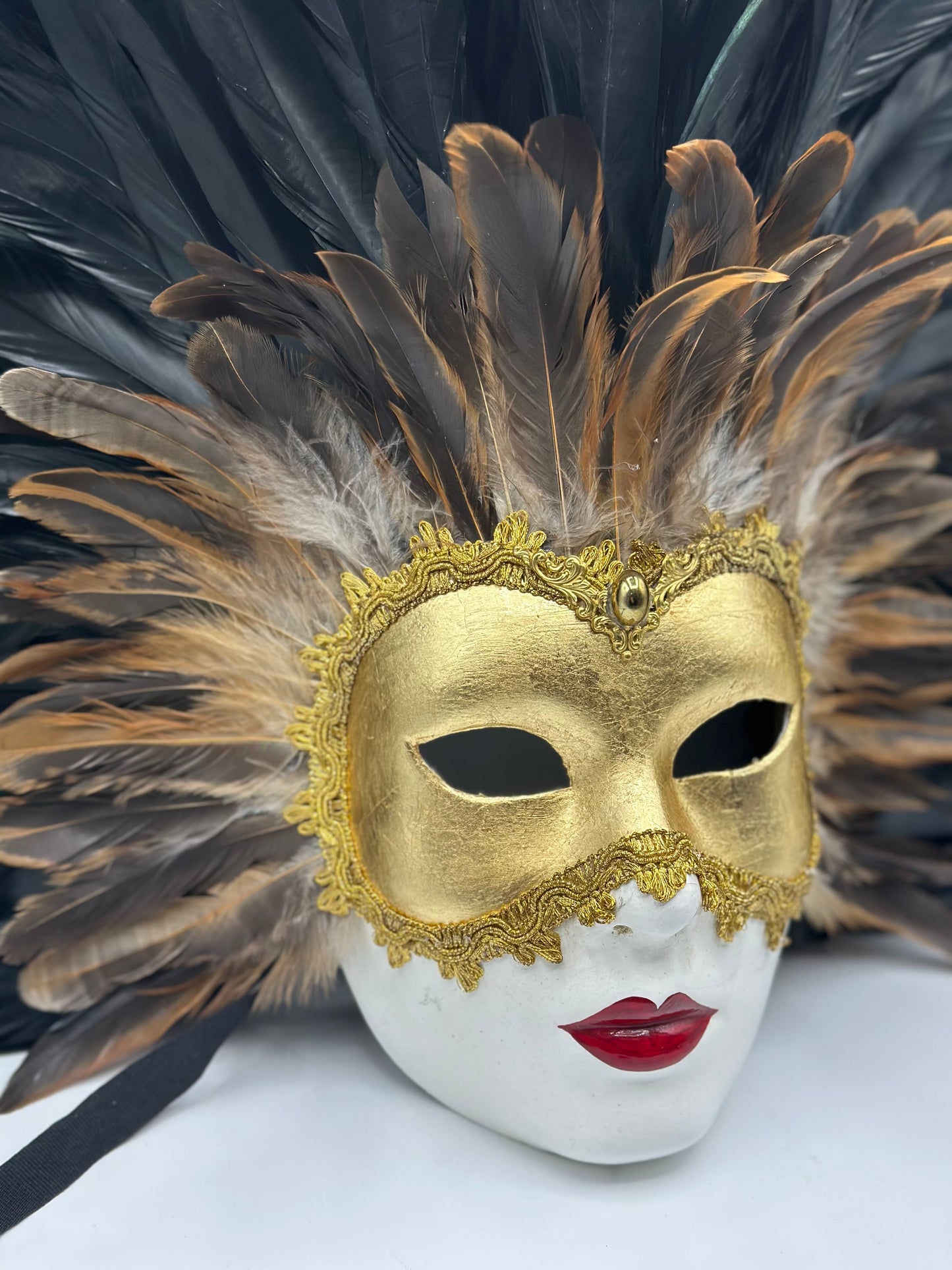 Eyes Wide Shut mask with feathers - Venetian mask woman