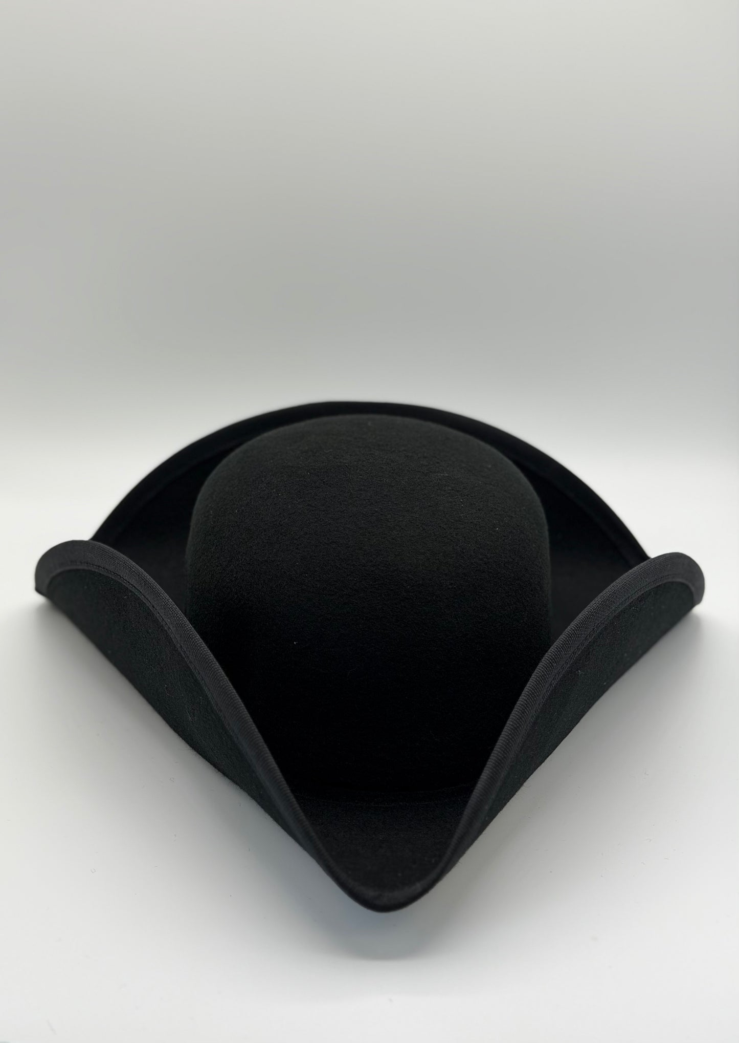 Venetian Bauta Casanova Mask with Lana Wool Tricorn Hat