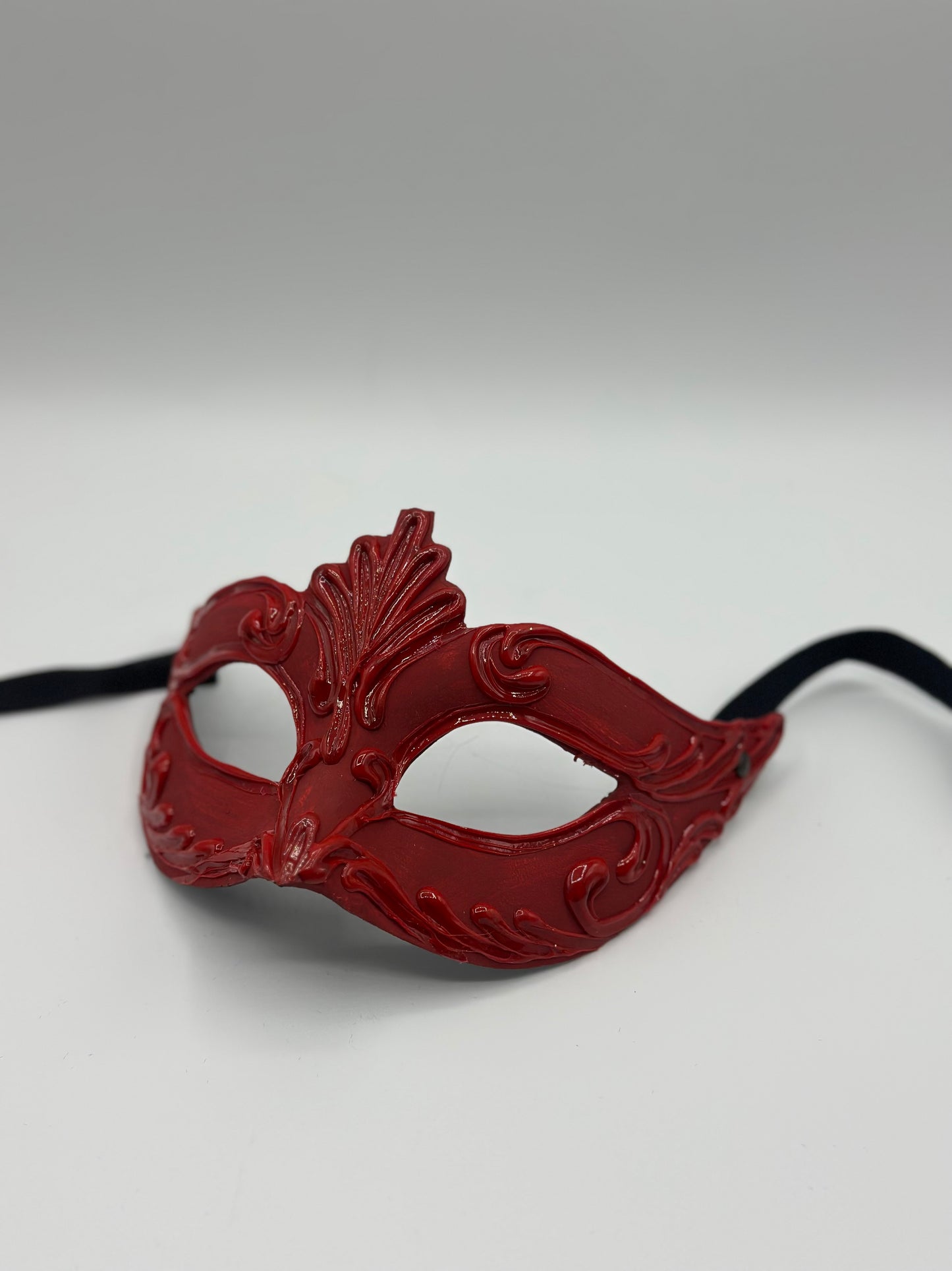 Rood glanzend Venetiaans Masker - Maskerade masker in rood