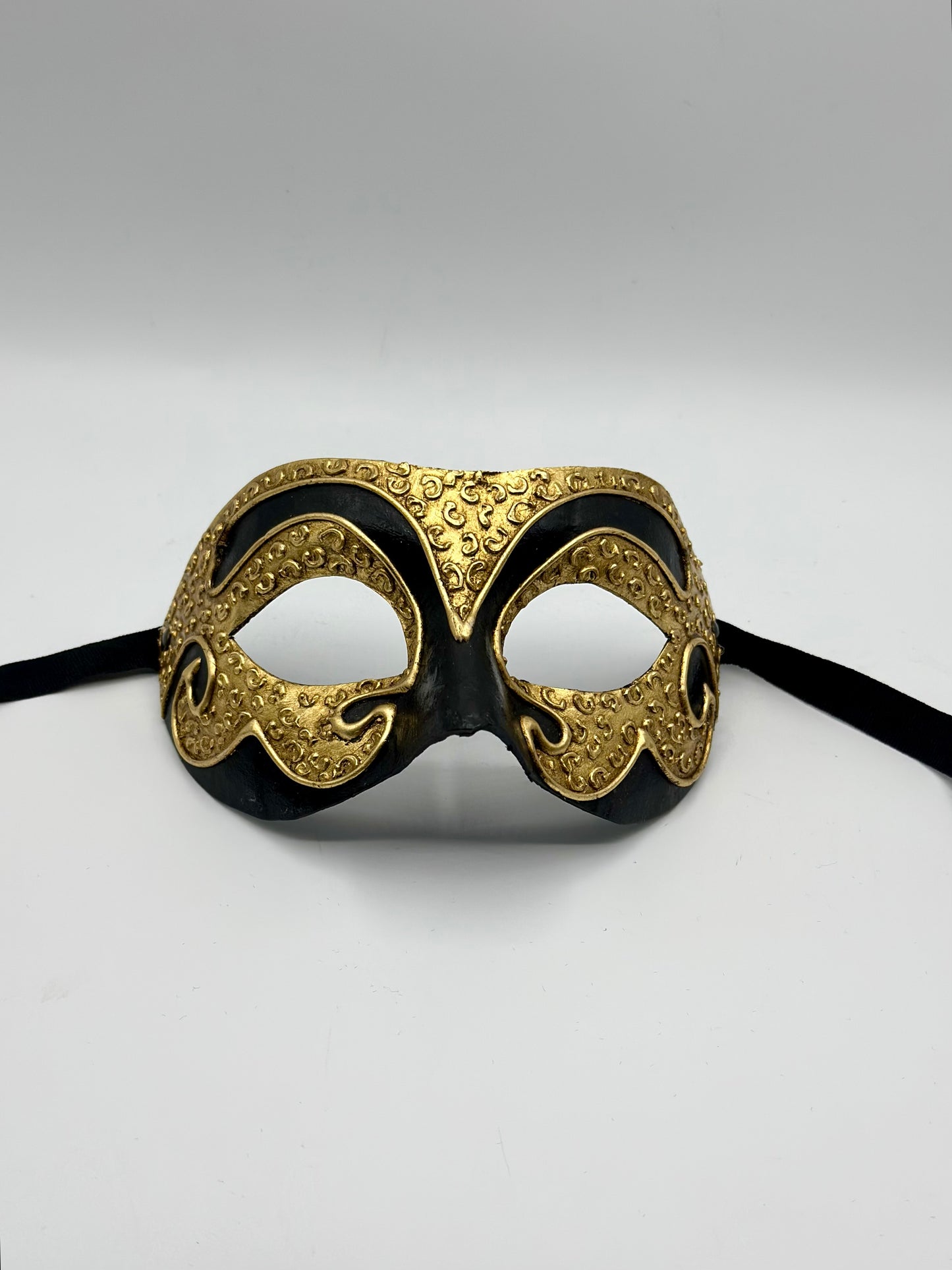 Venetiaans Masker – Zwart met Gouden Details