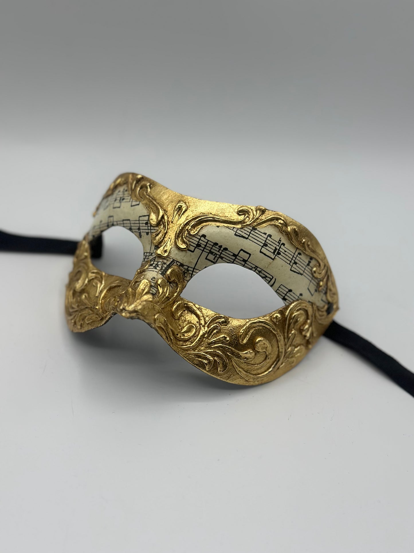 Venezianische Maskenmaske – Gold &amp; Musiknoten